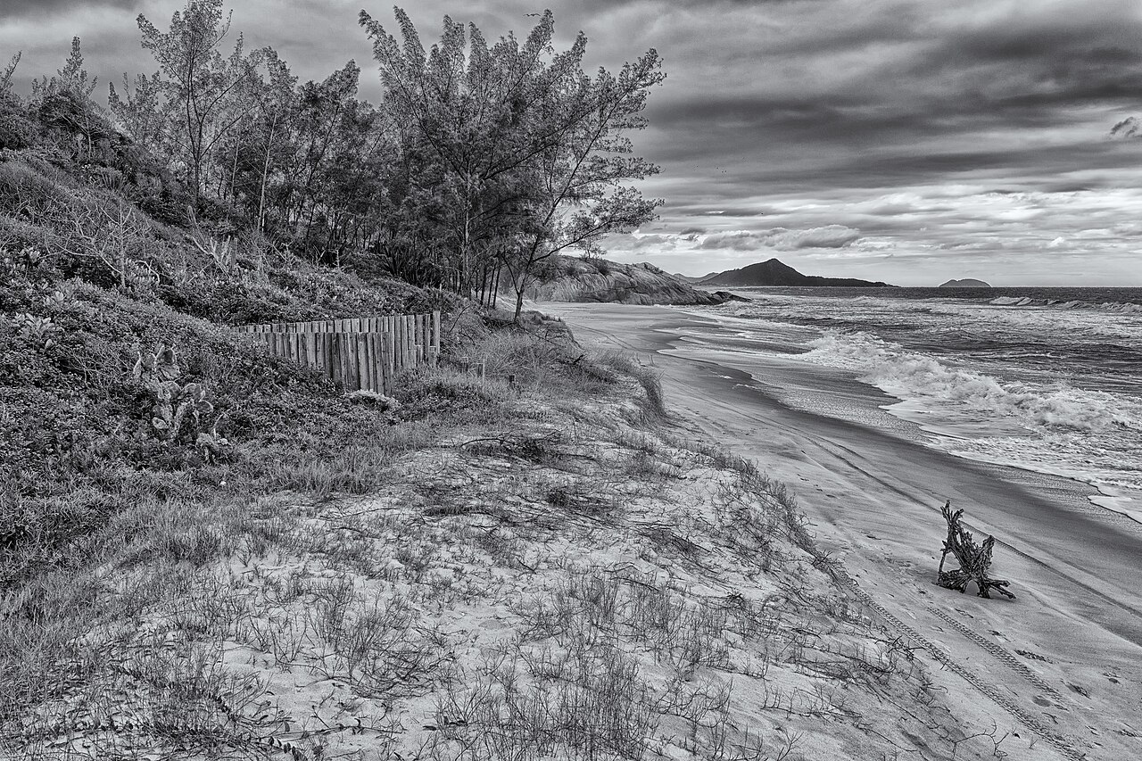 Praia Gamboa